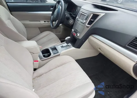 2014 Subaru Legacy 2.5I Premium z USA, uszkodzony, nr VIN 4S3BMBC64E3009816